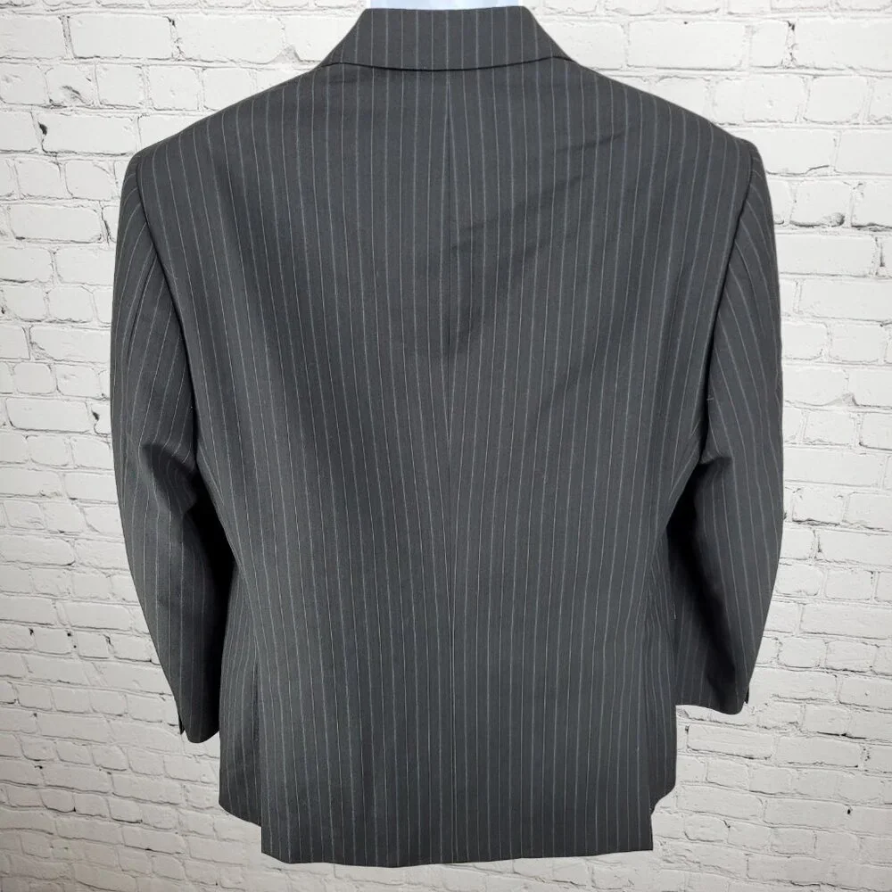 Savile Row Co Charcoal Pinstriped Bromley Double Vent Blazer Sport Coat Size 38S